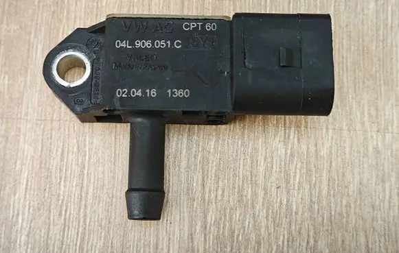 Audi A6 S6 C7 4G Exhaust gas pressure sensor 04L906051C