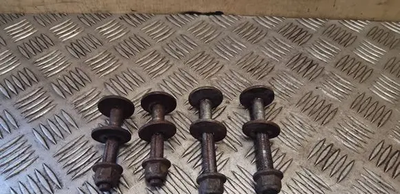 Volkswagen PASSAT CC Rear suspension camber bolt 
