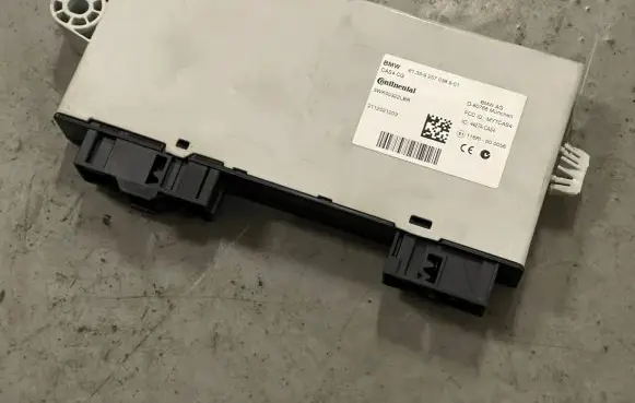 BMW 5 F10 F11 CAS control unit/module 9257038 2112021203 5WK50322LBR