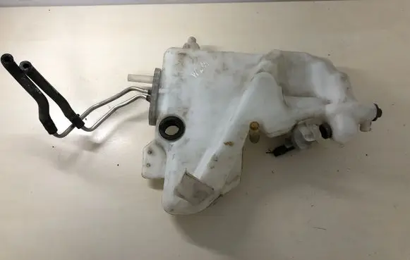 Mercedes-Benz E W211 Windshield washer fluid reservoir/tank 2118600160