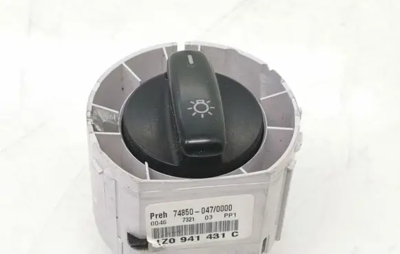 Skoda Octavia Mk2 (1Z) Light switch 1Z0941431C 74850047