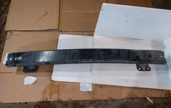 Renault Kangoo II Front bumper cross member 8200875703
