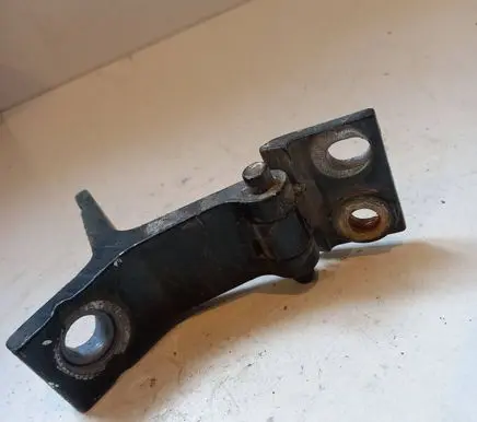 Audi 80 90 S2 B4 Rear door lower hinge 893831401
