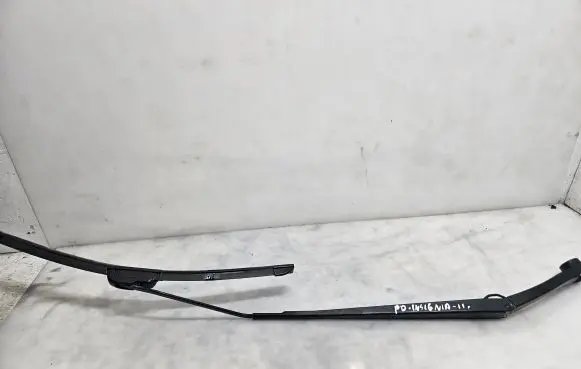 Opel Insignia A Front wiper blade arm 13227399