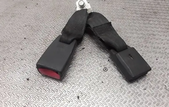 Mazda 6 Rear seatbelt buckle
