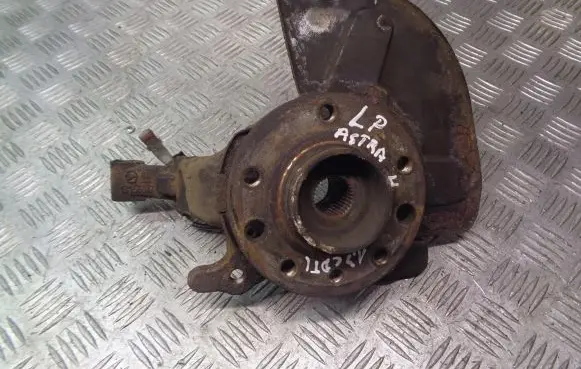 Opel Astra H Front wheel hub spindle knuckle