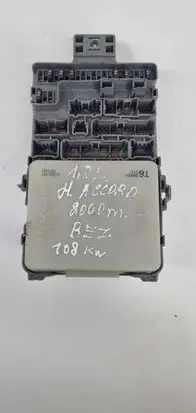 Honda Accord Fuse module 3820A