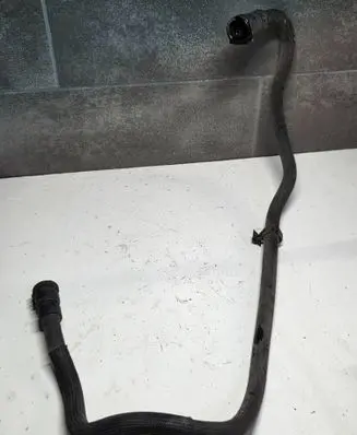 Peugeot 308 Engine coolant pipe/hose