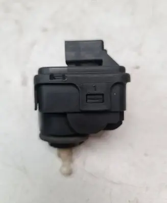 Audi A3 S3 8L Headlight level adjustment motor 8L0941295 00728213