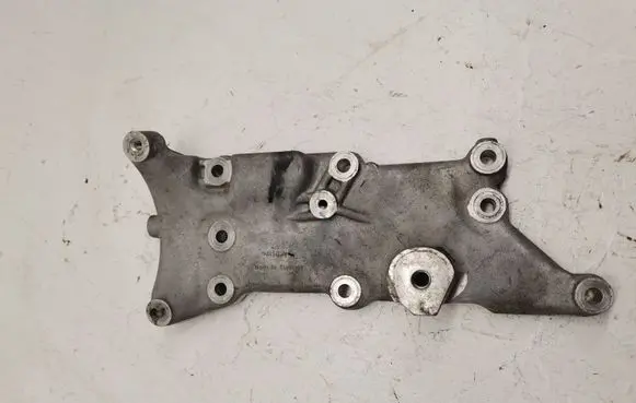 Porsche Macan (95B) Engine mounting bracket 94610222532