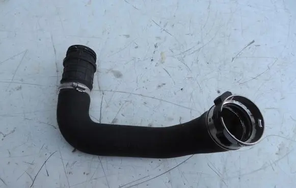 Opel Astra K Intercooler hose/pipe 13374646