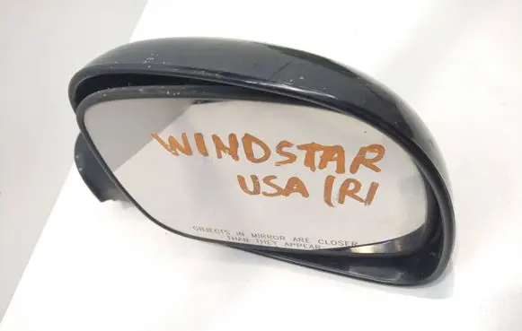 Chrysler Voyager Front door electric wing mirror E1010451