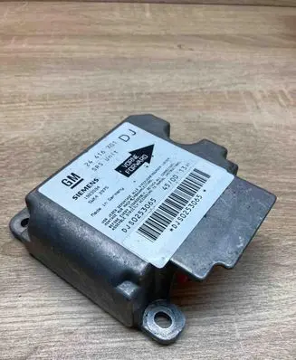 Opel Vectra B Airbag control unit/module 24416701 5WK42975