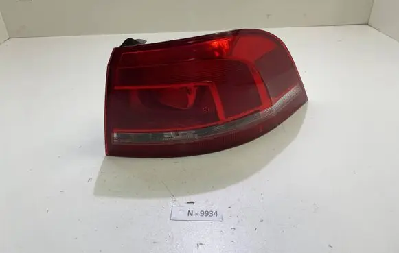 Volkswagen PASSAT B7 Rear/tail lights 3AF945096C