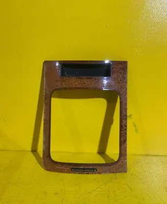 Jeep Grand Cherokee Dashboard glove box trim RZ3R10P4K1