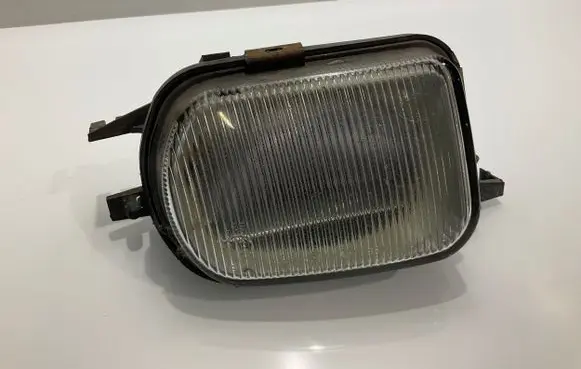 Mercedes-Benz C W203 Front fog light 2158200556 1NA00797601 A2158200556