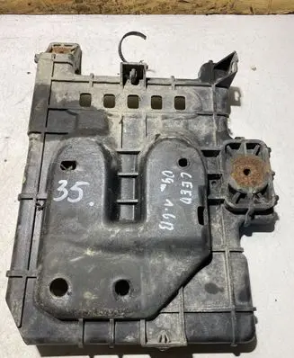 KIA Ceed Battery box tray 37150