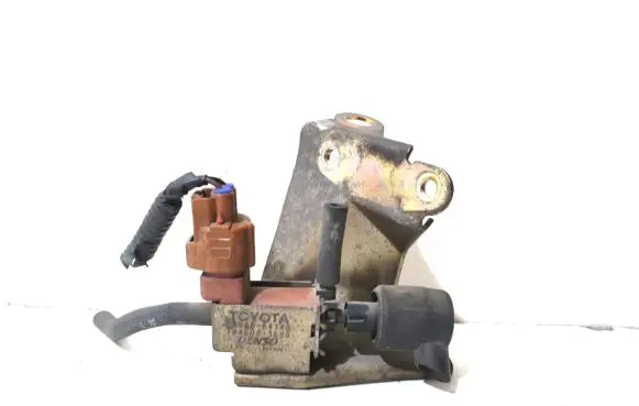 Toyota Corolla Verso E121 Turbo solenoid valve 2586064140