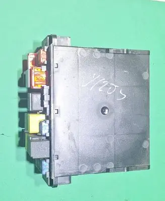 Mercedes-Benz C W203 Fuse box set 0025459301 5DK00797320 00116315044117