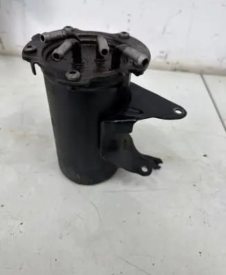 Volkswagen Golf V Fuel filter housing 