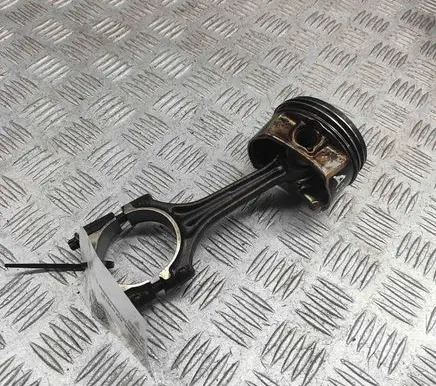 Audi A4 S4 B7 8E 8H Piston 06D198401C 06D107066C