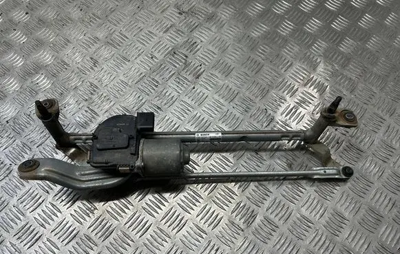 Volkswagen Golf VIII Front wiper linkage and motor 5H1955023A
