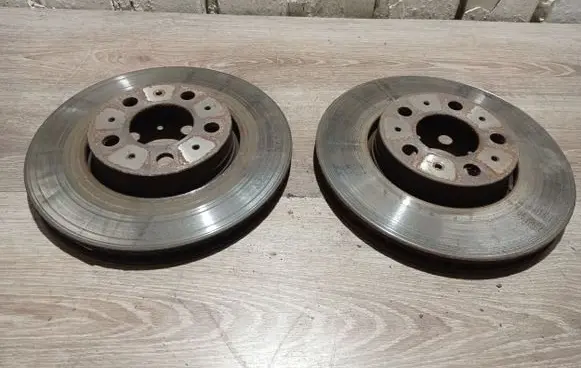 Volvo S60 Front brake disc
