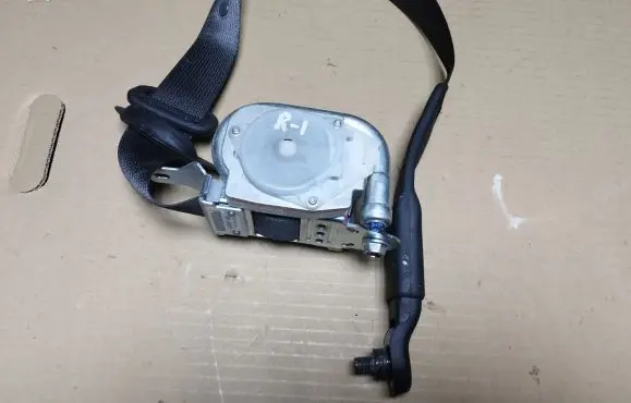Honda Accord Front seatbelt