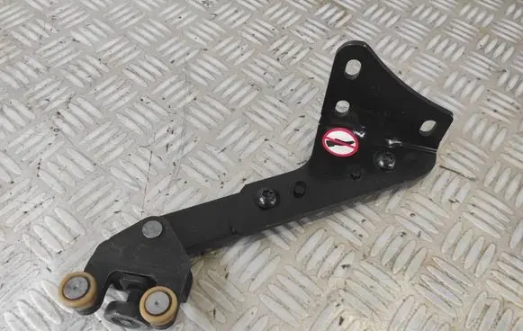 Peugeot Expert Sliding door lower roller guide/hinge 98080758 97969K03