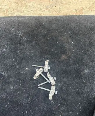 Mercedes-Benz B W246 W242 Fuel Injector clamp holder 