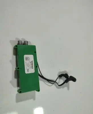 Volvo S40 Antenna control unit 8673492