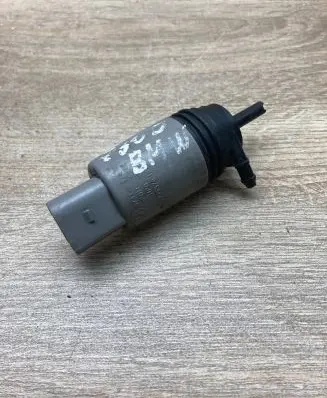 Windscreen/windshield washer pump
