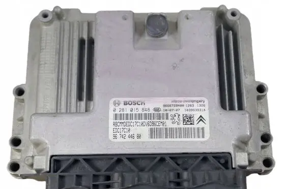 Peugeot 207 Engine control unit/module 9674244680