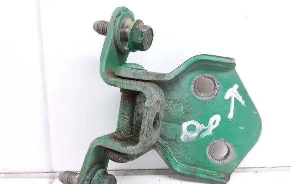 Hyundai Atos Prime Front door upper hinge
