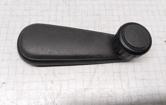 Volkswagen Golf II Front door window winding handle 191837579