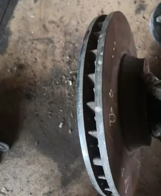 Volkswagen Touareg I Front brake disc