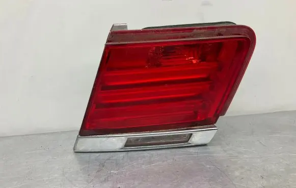 BMW 7 F01 F02 F03 F04 Tailgate rear/tail lights 7182206