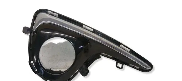 Toyota Yaris Front fog light trim/grill 520300D140 814810D360