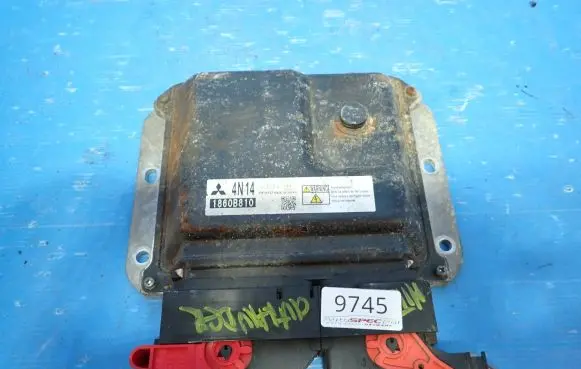 Mitsubishi Outlander Engine control unit/module 275700-1291