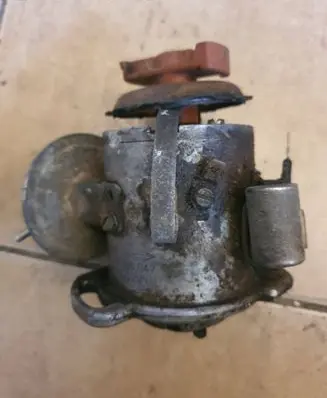 Volkswagen Golf II Spark distributor 036905205G 0231186042