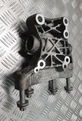 Land Rover Evoque I Engine mounting bracket GJ326030AA