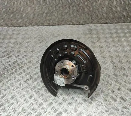 Peugeot 5008 III Rear wheel hub 9853570080 9837789780