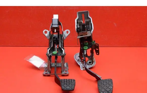 Mazda MX-5 NC Miata Accelerator throttle pedal