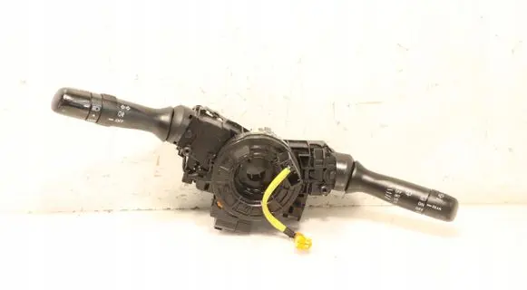 Toyota Yaris Light switch 0D090-17F143