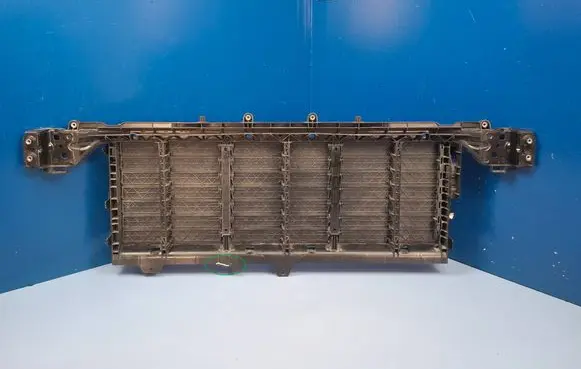 Porsche Cayenne (9Y0 9Y3) Intercooler air guide/duct channel 9Y0805535A 9Y0122519K