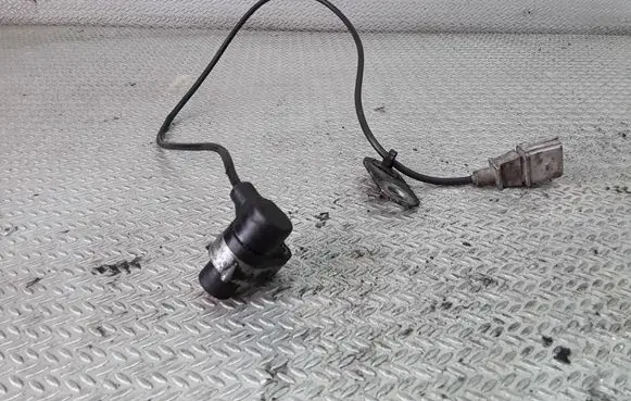 Audi A6 S6 C5 4B Crankshaft position sensor 0281002223