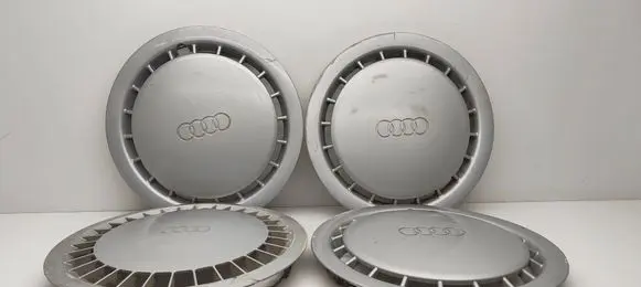 Audi 100 S4 C4 R14 wheel hub/cap/trim 443601147A