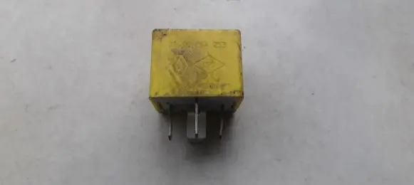 Renault Laguna II Other relay 7700844253