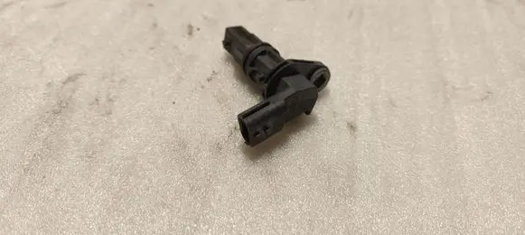 Dacia Sandero III Crankshaft position sensor 237313661R