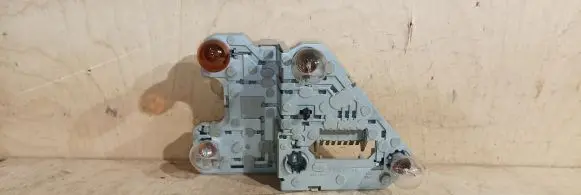 Jaguar XJ X300 Tail light bulb cover holder LNA4903AA 23631100 23630900